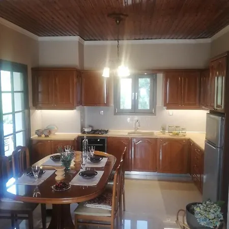 Zabella House With Pool * Argassi