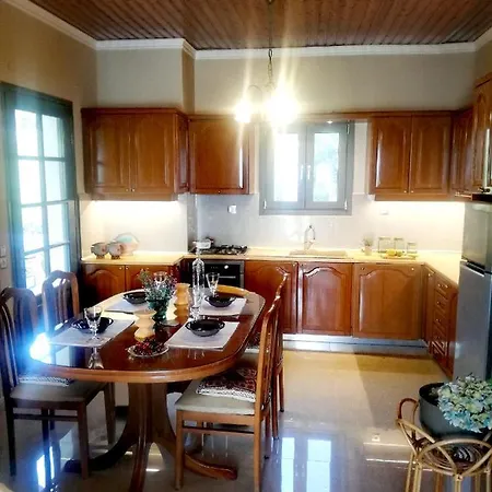 Zabella House With Pool