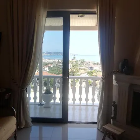 Zabella House With Pool Feriehus