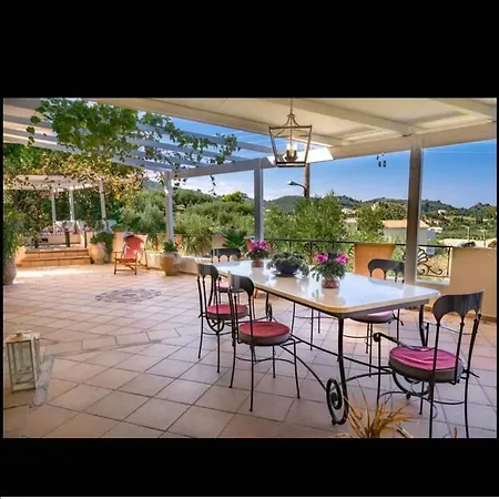 Zabella House With Pool *